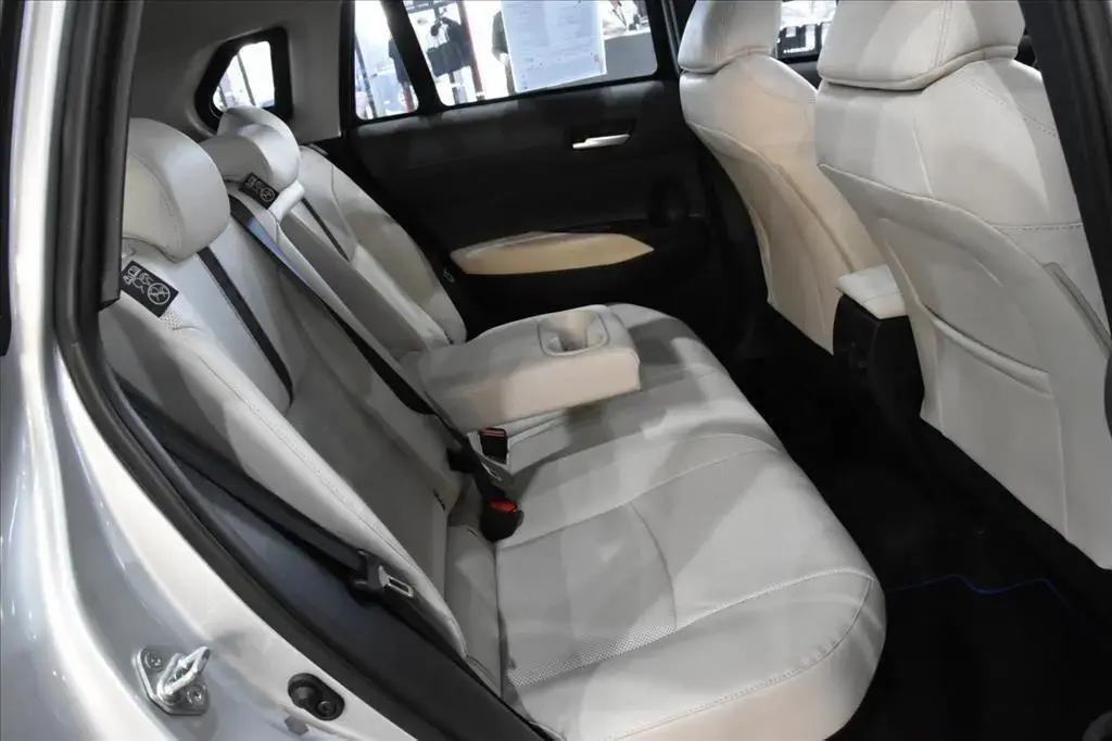 galeria COROLLA CROSS