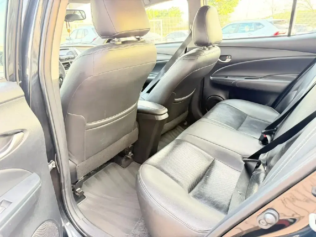galeria YARIS