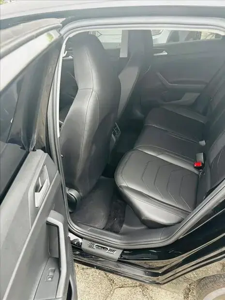 Volkswagen POLO 1.0 170 TSI HIGHLINE AUTOMÁTICO