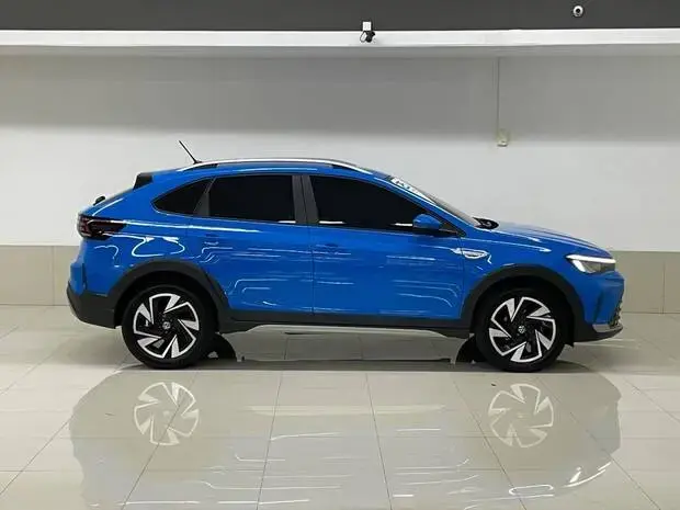 Volkswagen Nivus Highline 200 TSI