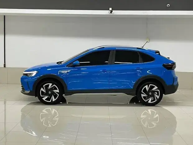 Volkswagen Nivus Highline 200 TSI