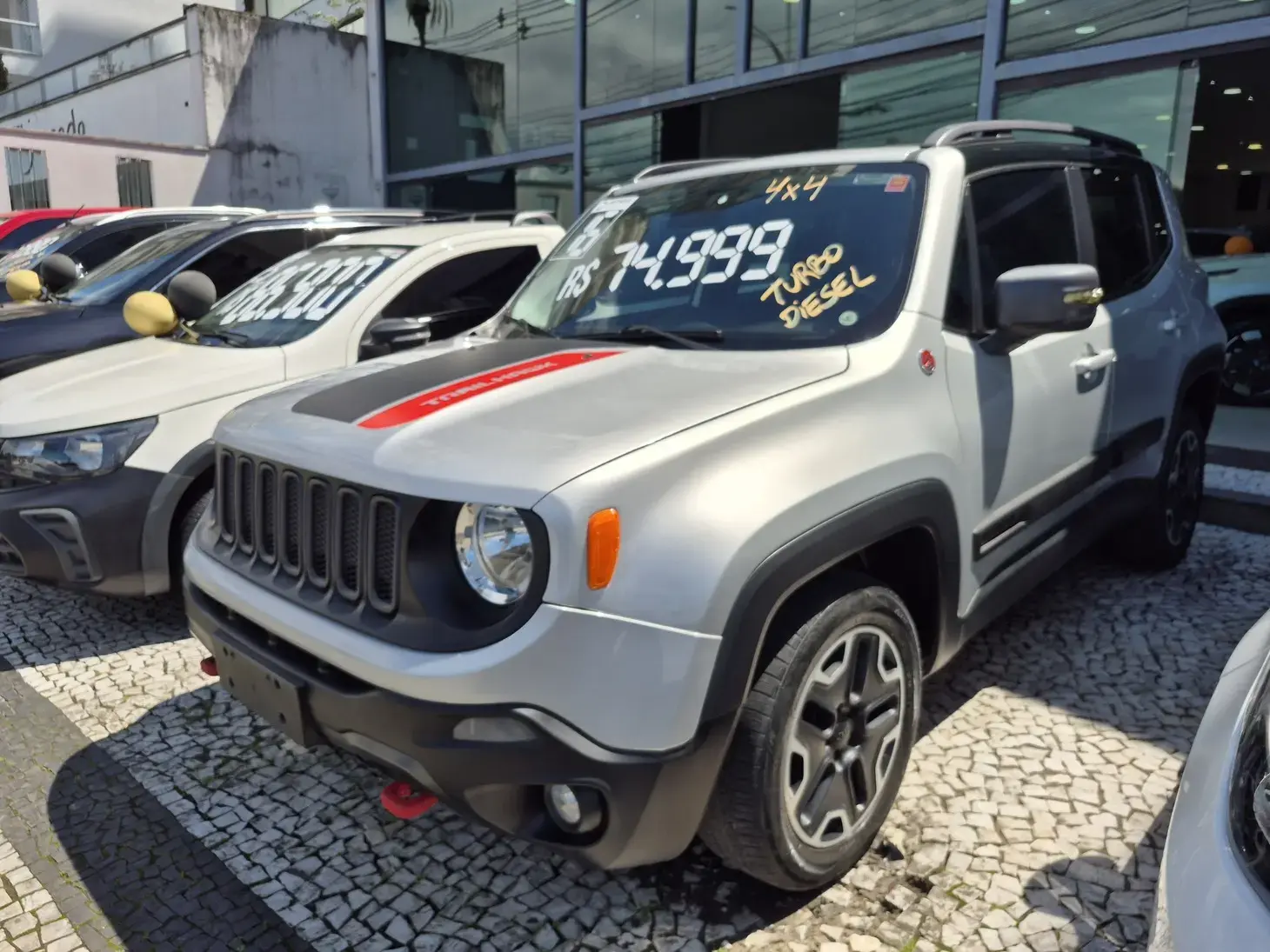galeria RENEGADE