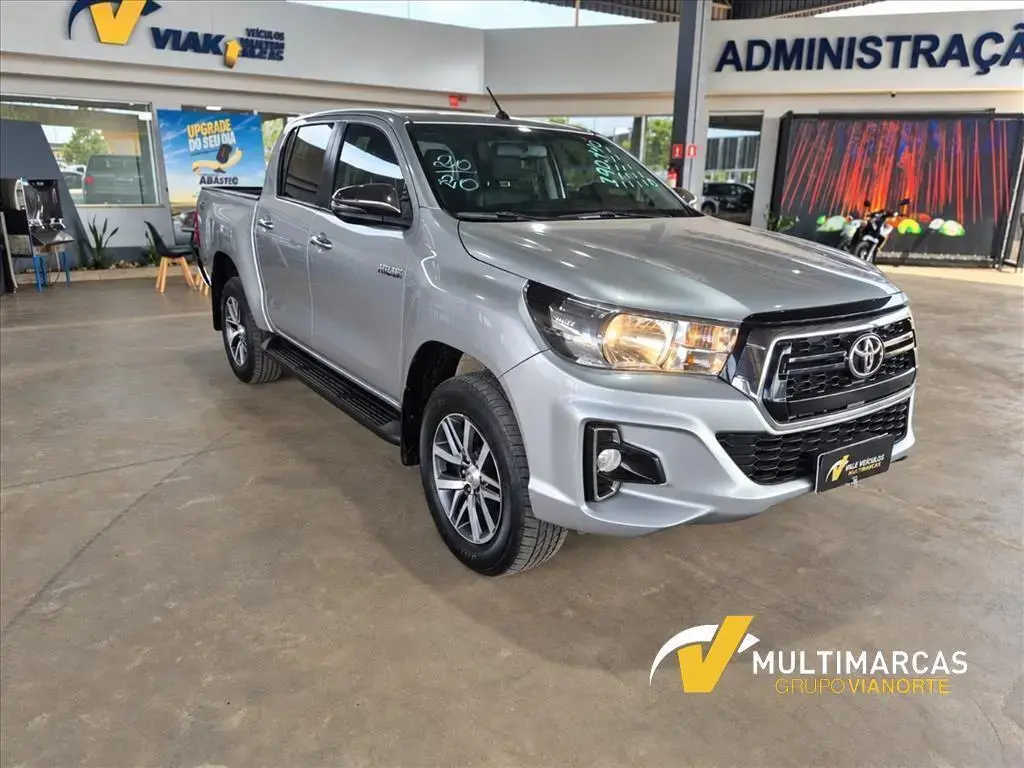 galeria HILUX