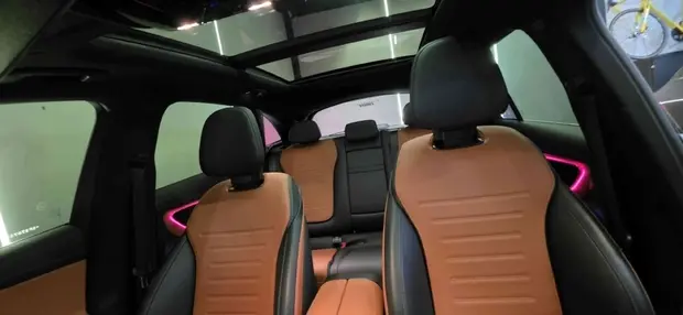 Mercedes Benz GLC 300 2.0 MHEV AMG LINE 4MATIC 9G-TRONIC