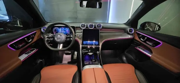 Mercedes Benz GLC 300 2.0 MHEV AMG LINE 4MATIC 9G-TRONIC