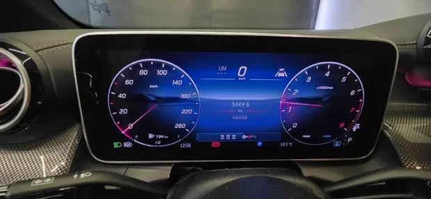 Mercedes Benz GLC 300 2.0 MHEV AMG LINE 4MATIC 9G-TRONIC