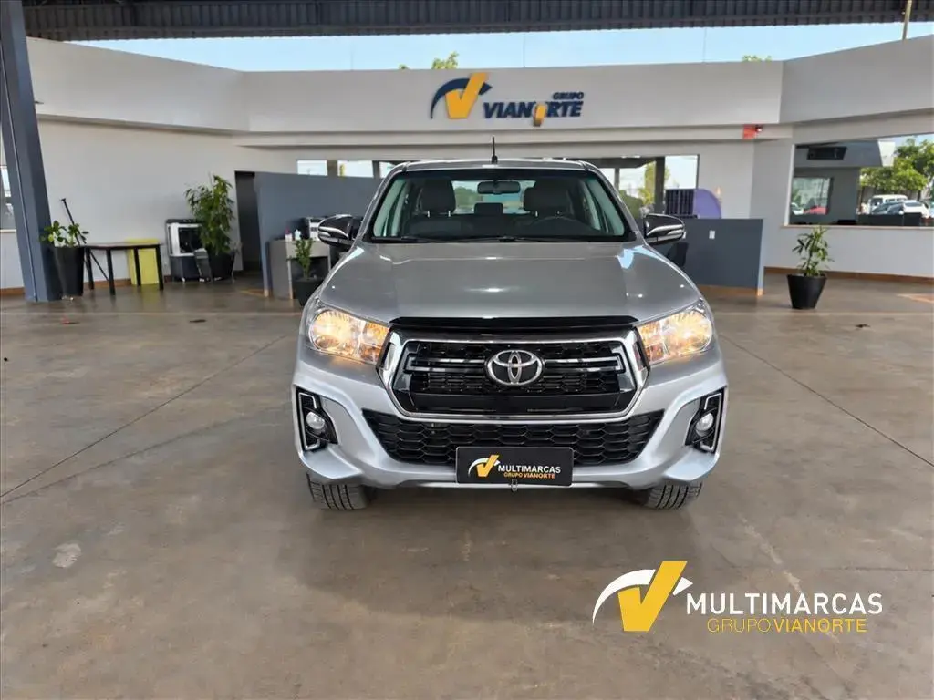 galeria HILUX