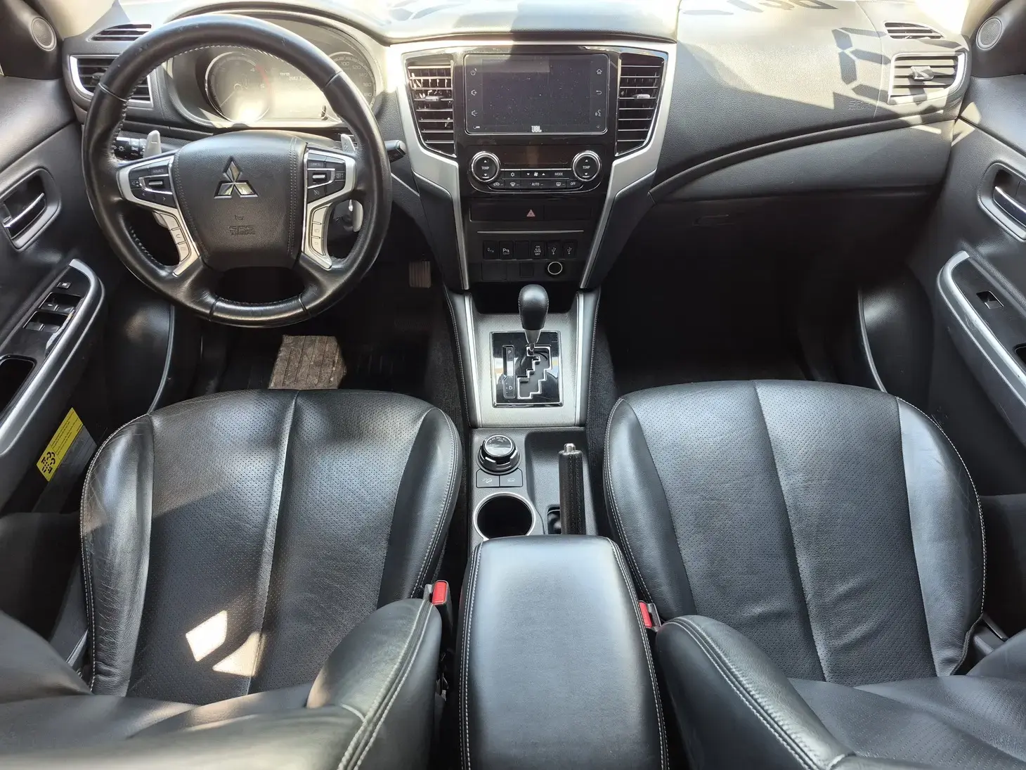 galeria L200 TRITON