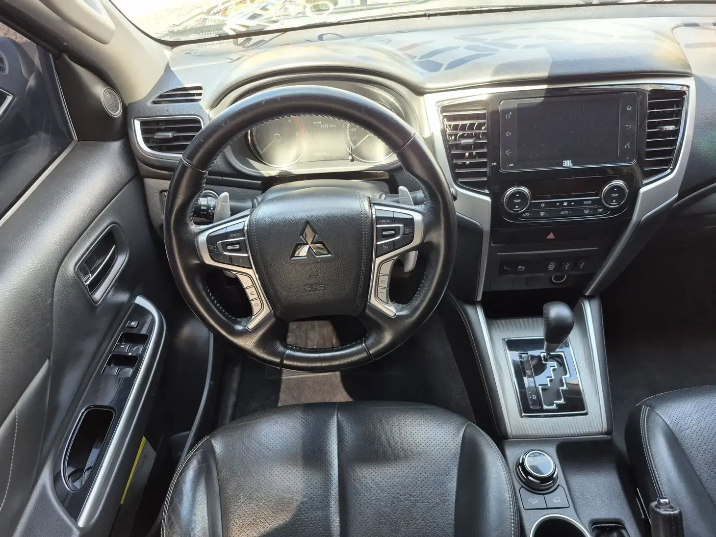 galeria L200 TRITON