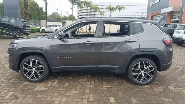 Jeep COMPASS 1.3 T270 TURBO FLEX LIMITED AT6