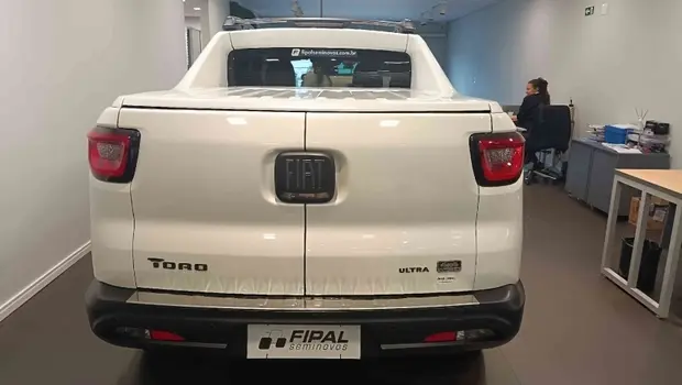 Fiat TORO 2.0 16V TURBO DIESEL ULTRA 4WD AT9