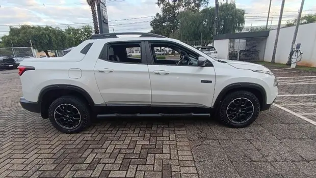 Fiat TORO 2.0 16V TURBO DIESEL ULTRA 4WD AT9