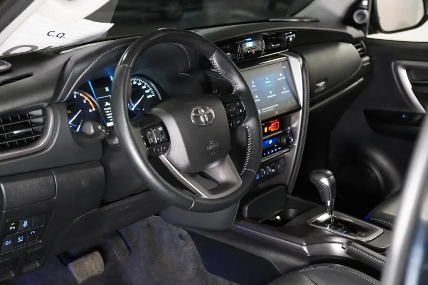 galeria HILUX SW4