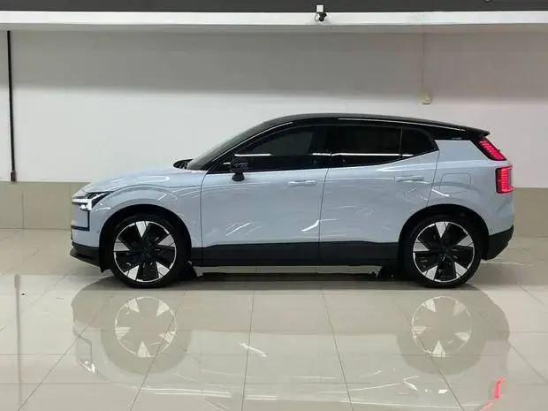 Volvo EX30 Ultra