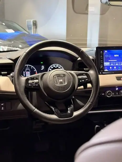 Honda HR-V Touring 1.5 Turbo