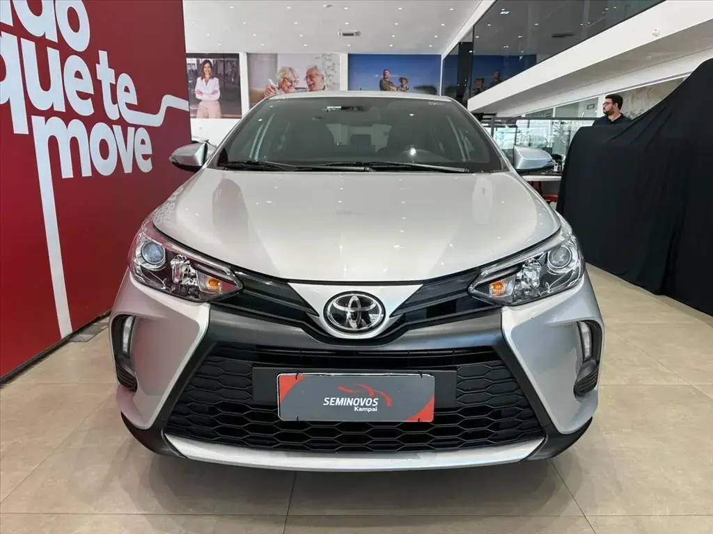 galeria YARIS