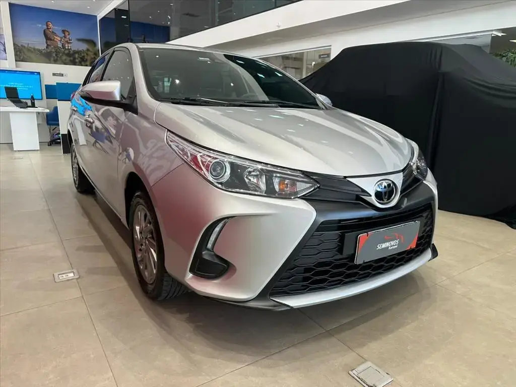 galeria YARIS