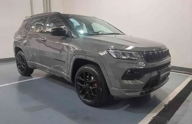 Jeep COMPASS 2.0 HURRICANE 4 TURBO GASOLINA BLACKHAWK AT9
