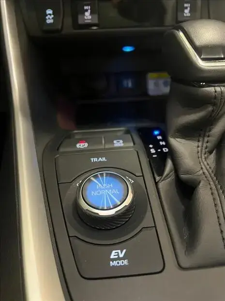 Toyota RAV4 2.5 VVT-IE HYBRID SX CONNECT AWD CVT