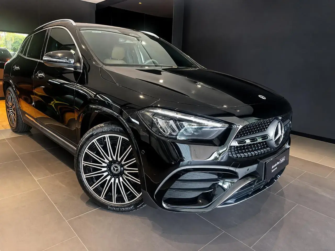 galeria GLA 200