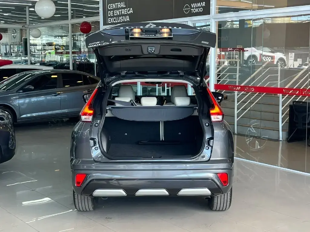 galeria ECLIPSE CROSS