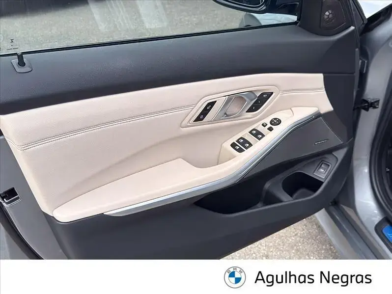 galeria 320I