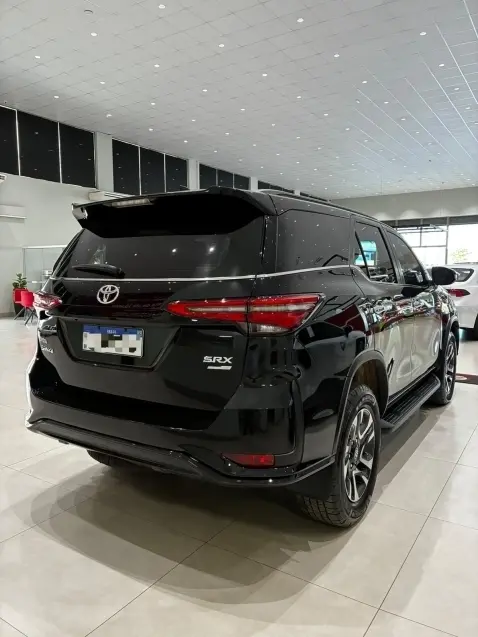 galeria HILUX SW4