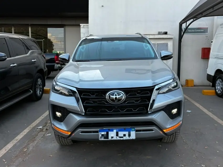 galeria HILUX SW4