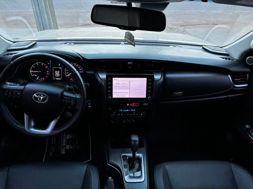 galeria HILUX SW4