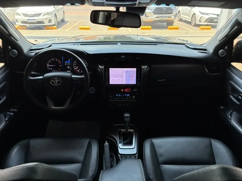 galeria HILUX SW4
