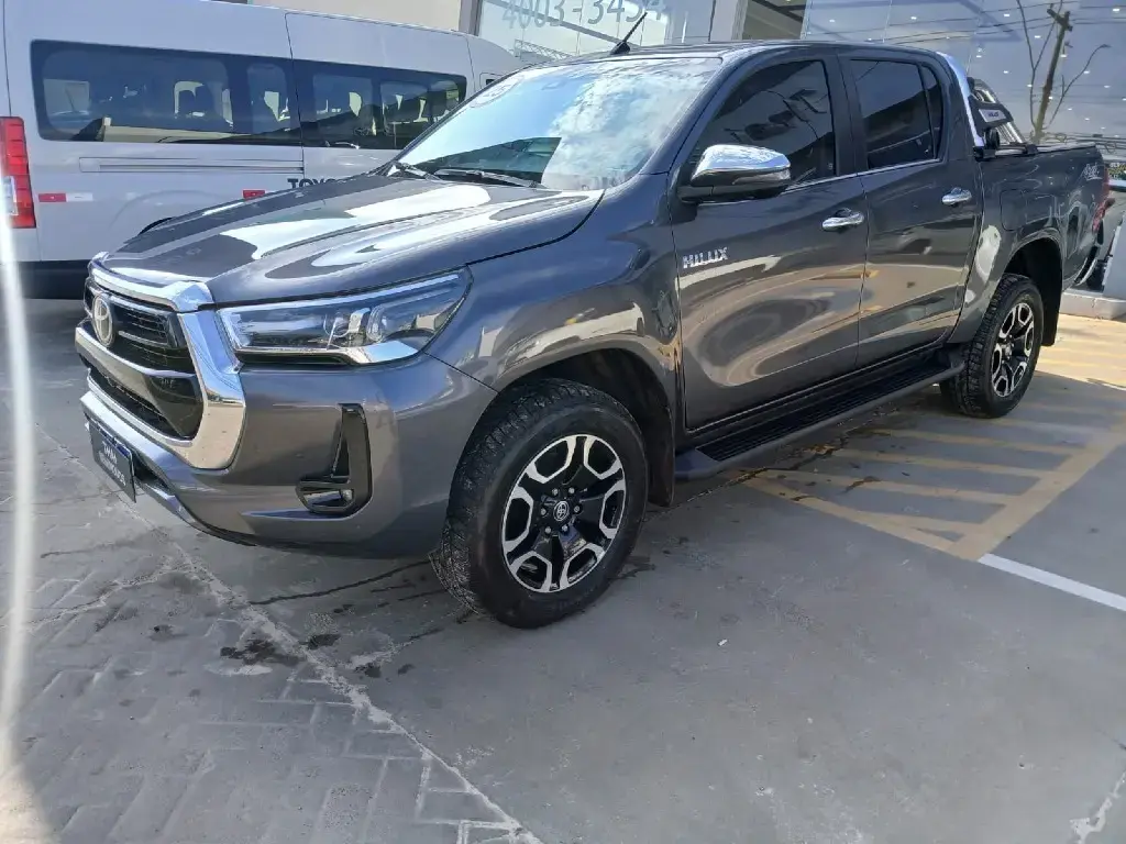galeria HILUX