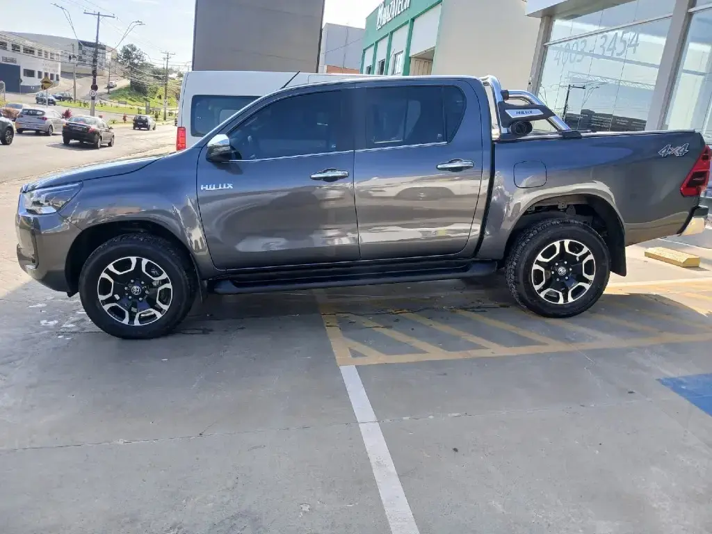 galeria HILUX
