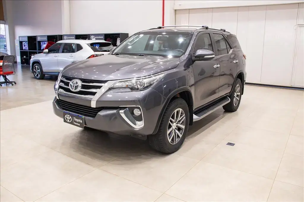 galeria HILUX SW4