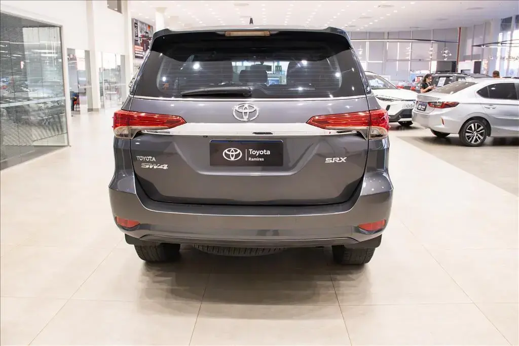 galeria HILUX SW4