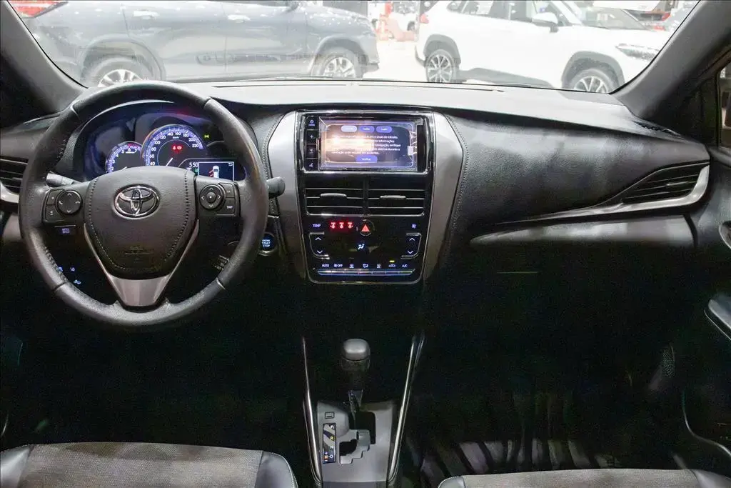 galeria YARIS