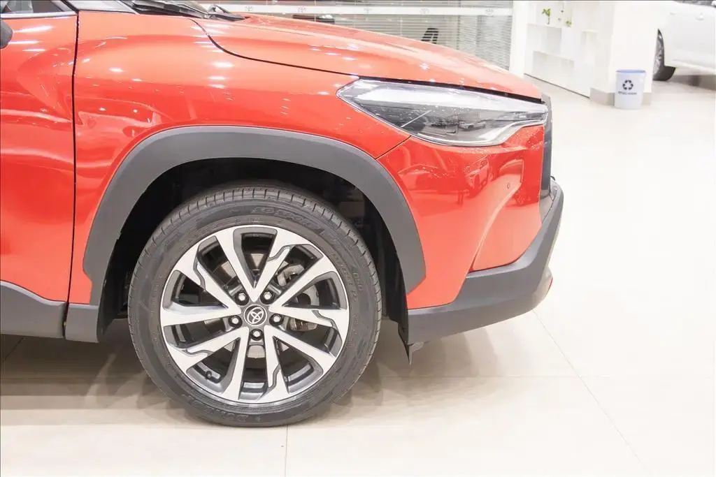 galeria COROLLA CROSS
