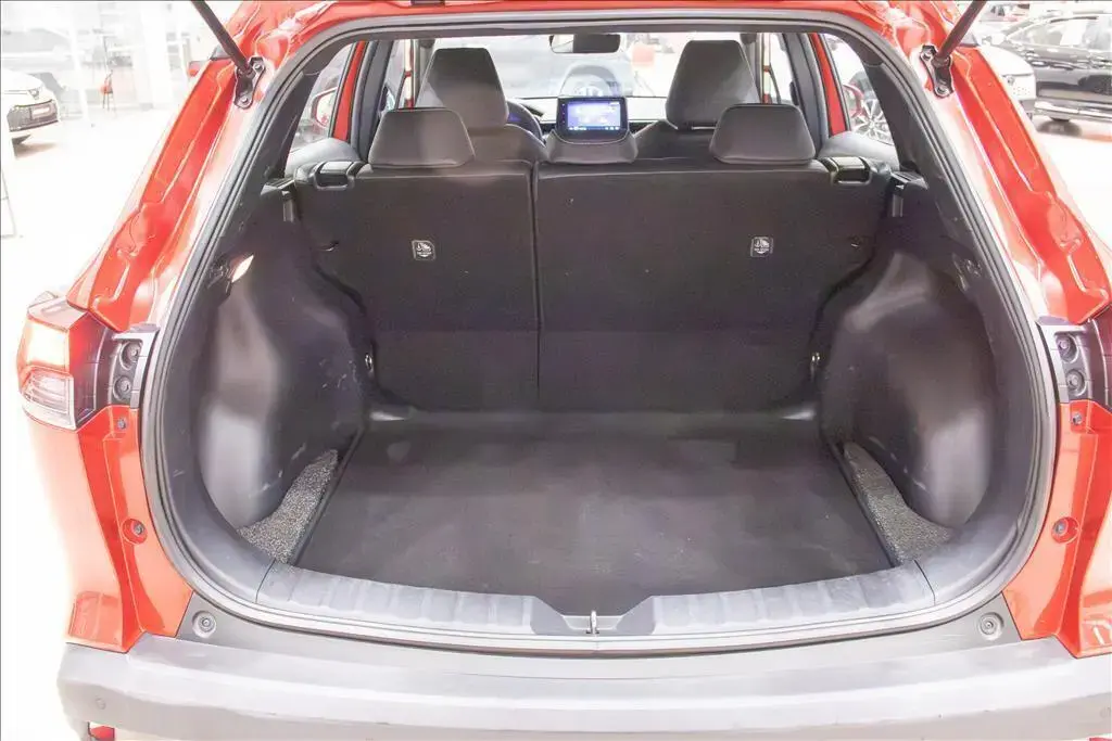 galeria COROLLA CROSS