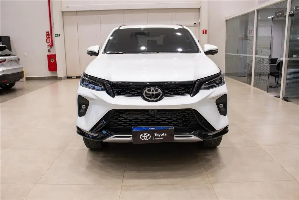 galeria HILUX SW4