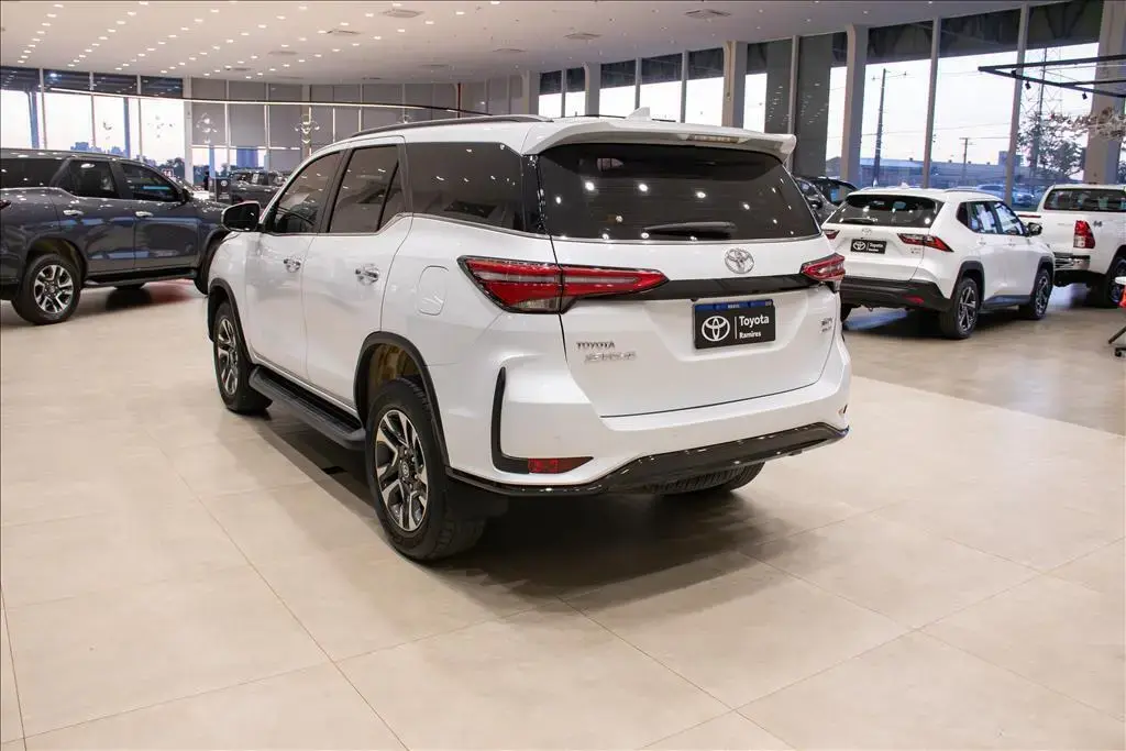 galeria HILUX SW4