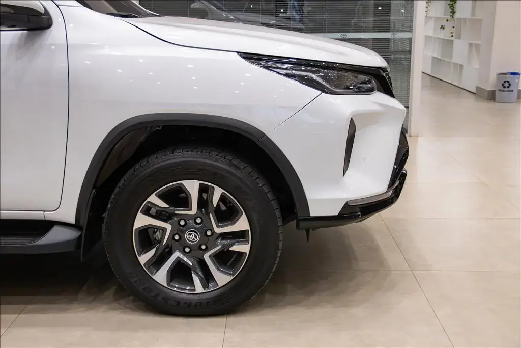 galeria HILUX SW4