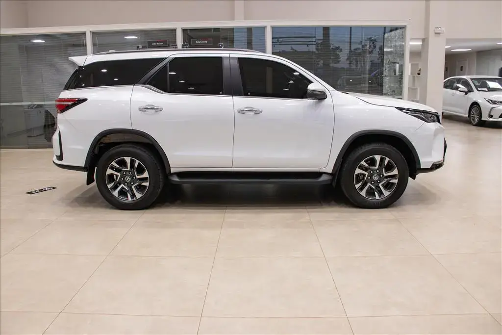 galeria HILUX SW4