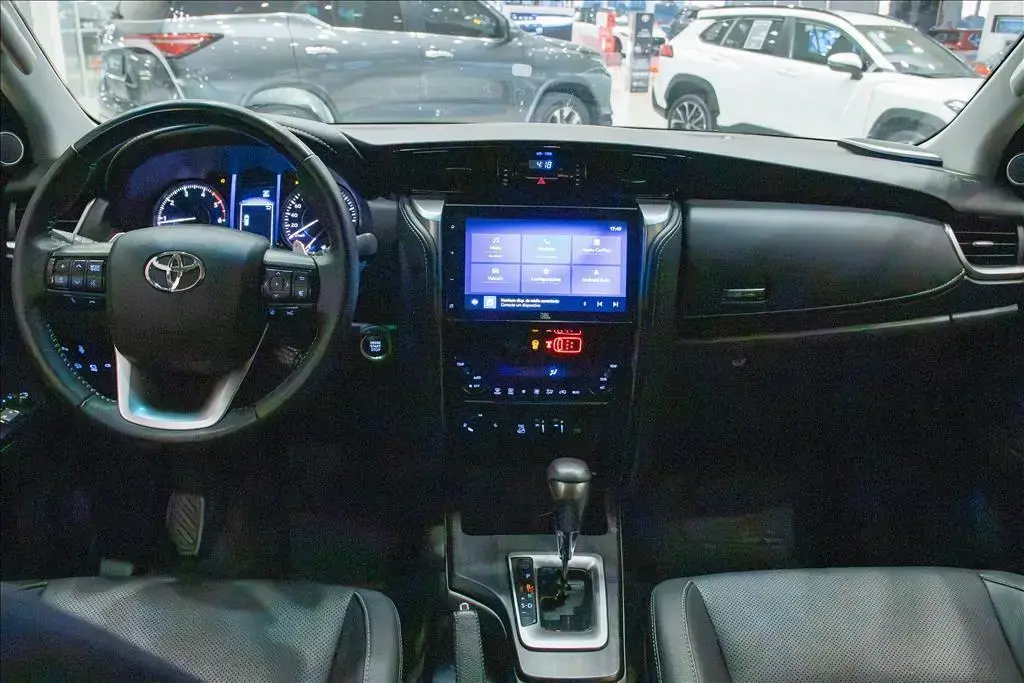 galeria HILUX SW4