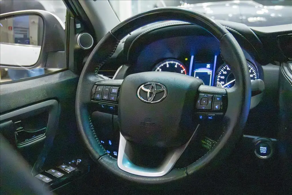 galeria HILUX SW4