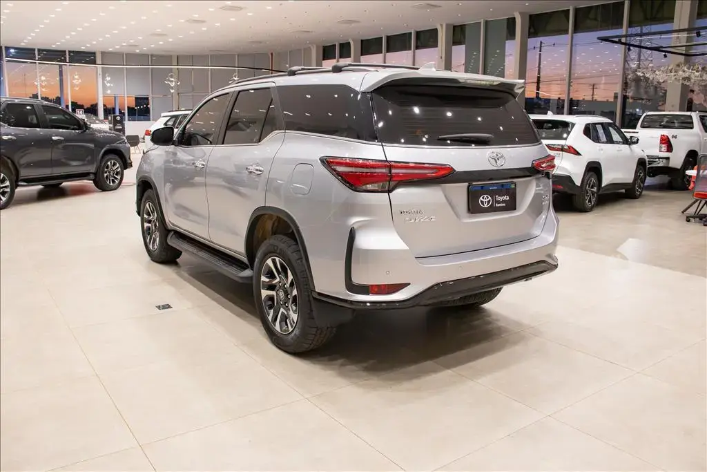 galeria HILUX SW4