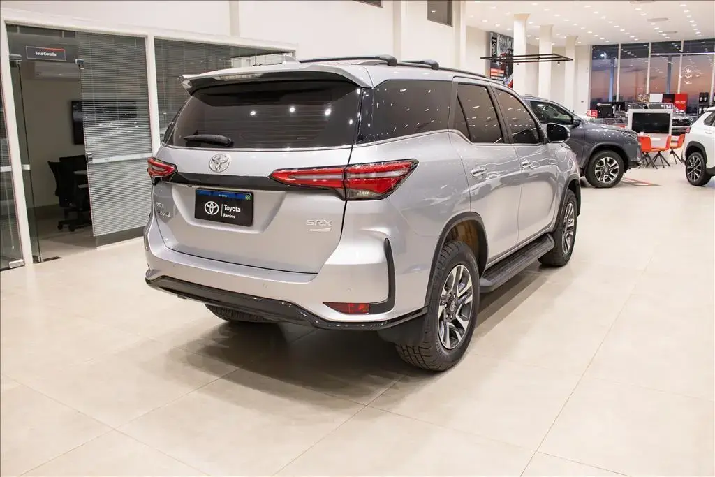 galeria HILUX SW4