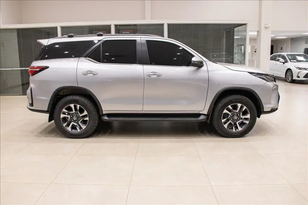galeria HILUX SW4