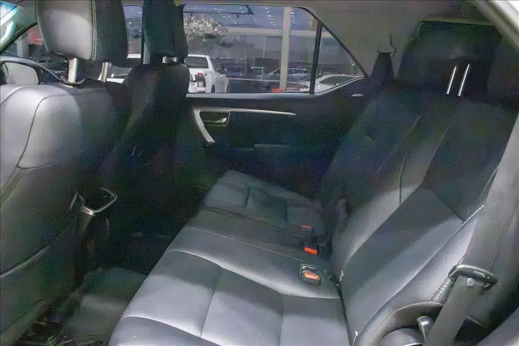 galeria HILUX SW4