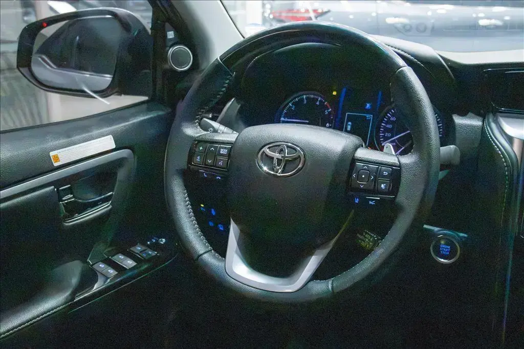 galeria HILUX SW4