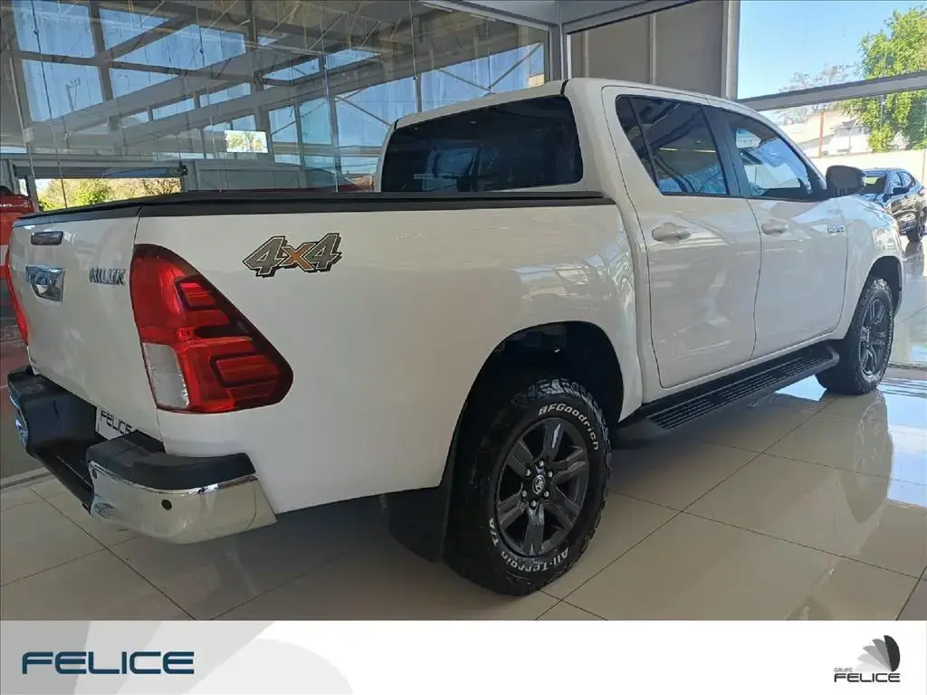 galeria HILUX