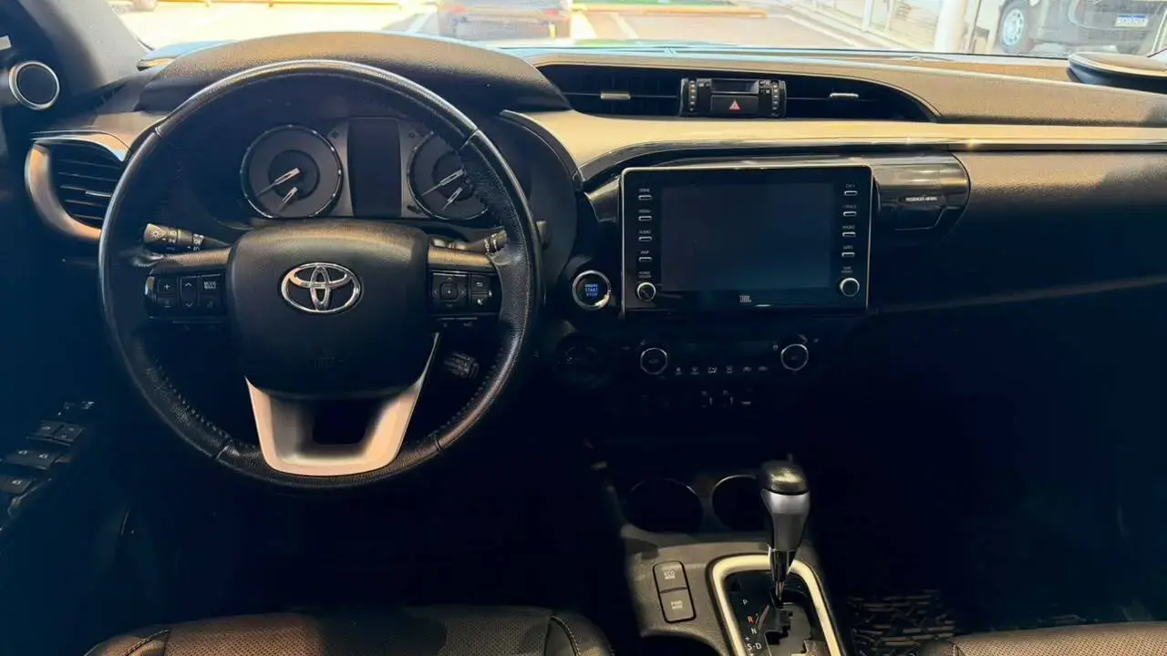 galeria HILUX